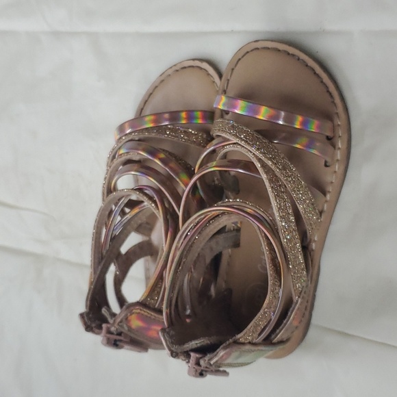 Shoes - Picture 3 of 4